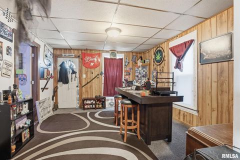 Tiny photo for 625 N DIVISION Street, Davenport, IA 52802 (MLS # 12574737)