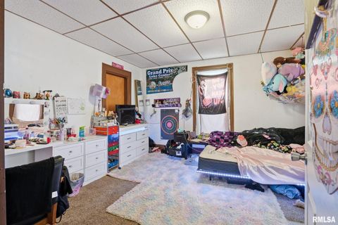 Tiny photo for 625 N DIVISION Street, Davenport, IA 52802 (MLS # 12574737)