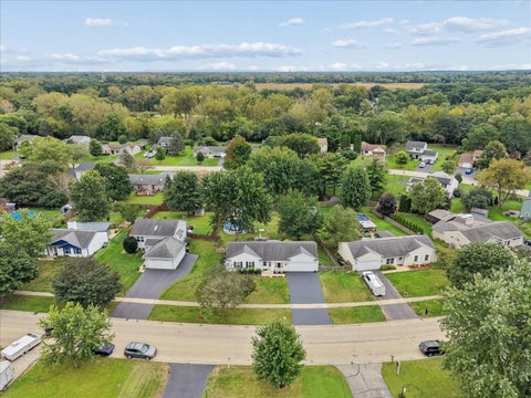 Tiny photo for 795 Newport Drive, Island Lake, IL 60042 (MLS # 12765388)