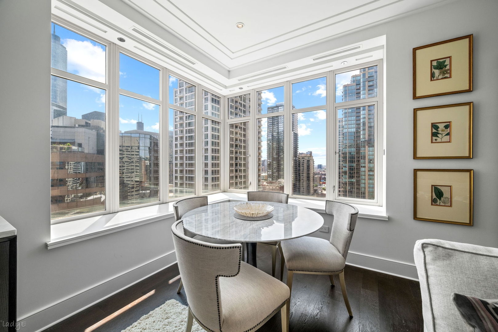 118 E ERIE Street 23D