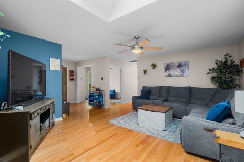 Tiny photo for 743 Delphia Avenue, Elk Grove Village, IL 60007 (MLS # 12753176)