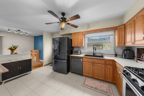 Tiny photo for 743 Delphia Avenue, Elk Grove Village, IL 60007 (MLS # 12753176)
