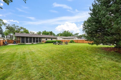 Tiny photo for 743 Delphia Avenue, Elk Grove Village, IL 60007 (MLS # 12753176)