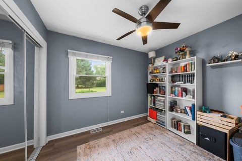 Tiny photo for 743 Delphia Avenue, Elk Grove Village, IL 60007 (MLS # 12753176)