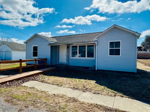 Photo of 103 E North Street, Sesser, IL 62884 (MLS # 12574533)