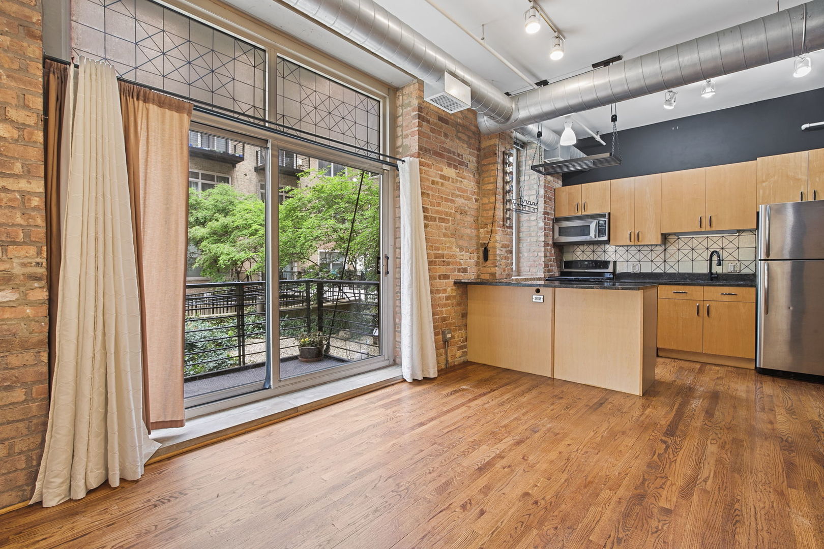 420 S Clinton Street 102A