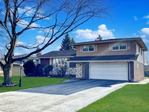 Tiny photo for 6111 W 128th Street, Palos Heights, IL 60463 (MLS # 12547788)