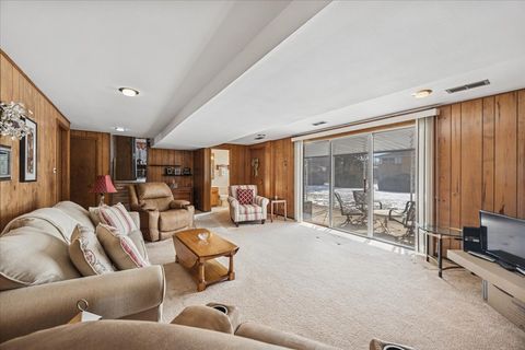 Tiny photo for 6111 W 128th Street, Palos Heights, IL 60463 (MLS # 12547788)