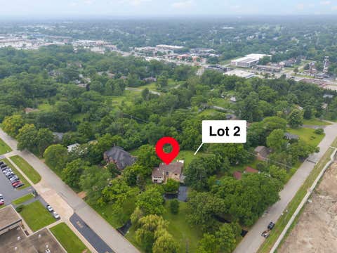 Tiny photo for 828 E 14th Street, Lombard, IL 60148 (MLS # 12720263)