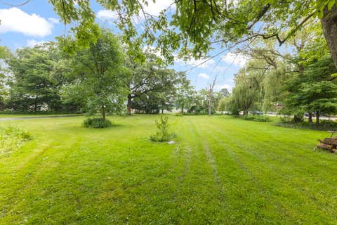 Tiny photo for 828 E 14th Street, Lombard, IL 60148 (MLS # 12720263)