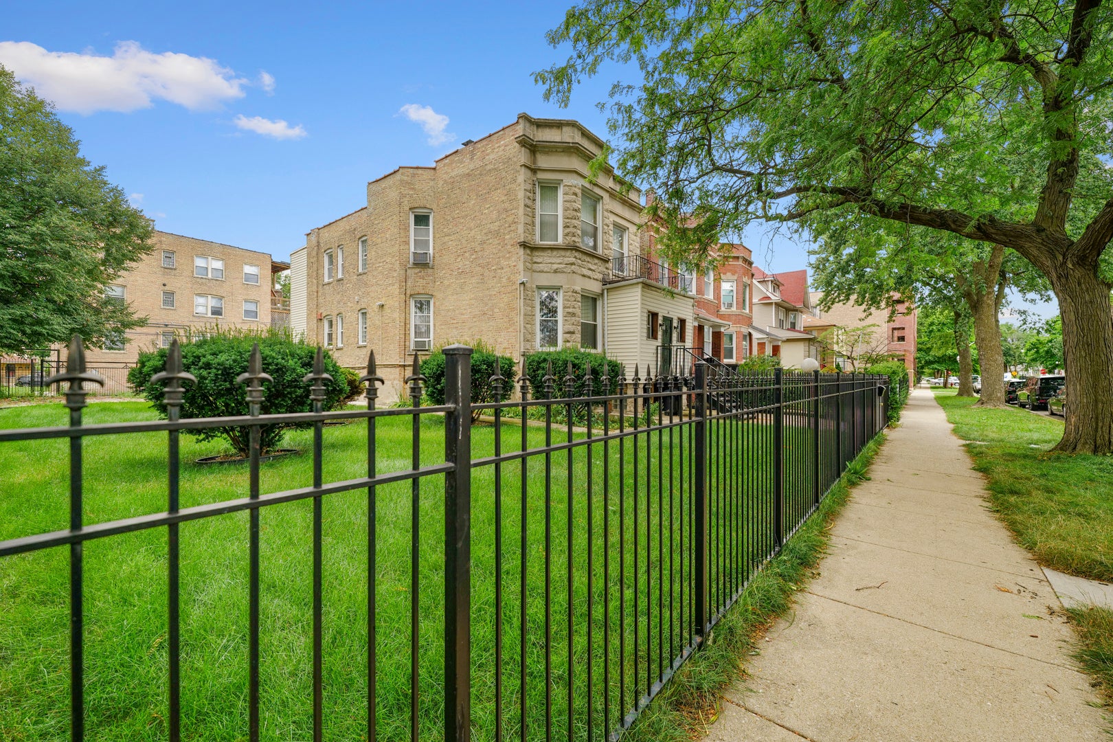 34 N Lockwood Avenue