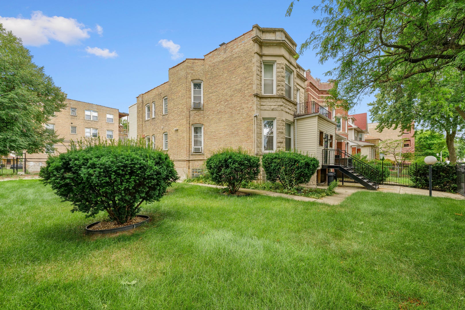 34 N Lockwood Avenue