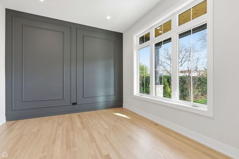 Tiny photo for 1220 Courtland Avenue, Park Ridge, IL 60068 (MLS # 12606260)