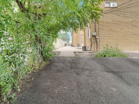 Tiny photo for 9457 Kenton Avenue #F, Skokie, IL 60076 (MLS # 12491549)