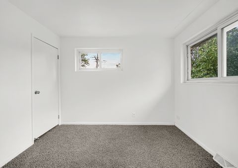 Tiny photo for 9457 Kenton Avenue #F, Skokie, IL 60076 (MLS # 12491549)