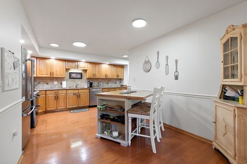 Tiny photo for 10433 San Luis Lane, Orland Park, IL 60467 (MLS # 12519284)