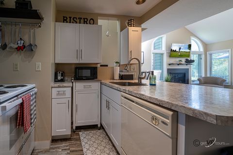 Tiny photo for 20 Spring Creek Lane, Galena, IL 61036 (MLS # 12442982)