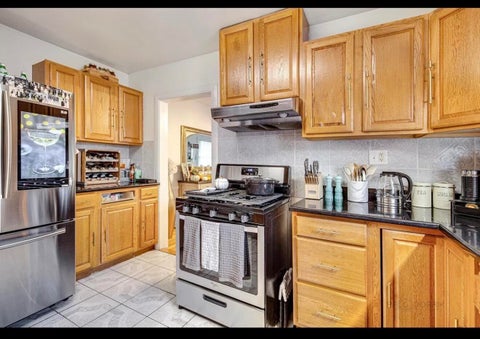 Tiny photo for 6800 N Knox Avenue, Lincolnwood, IL 60712 (MLS # 12777351)