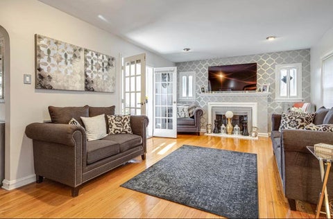 Tiny photo for 6800 N Knox Avenue, Lincolnwood, IL 60712 (MLS # 12777351)