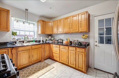 Tiny photo for 6800 N Knox Avenue, Lincolnwood, IL 60712 (MLS # 12777351)