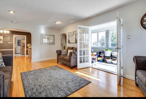 Tiny photo for 6800 N Knox Avenue, Lincolnwood, IL 60712 (MLS # 12777351)