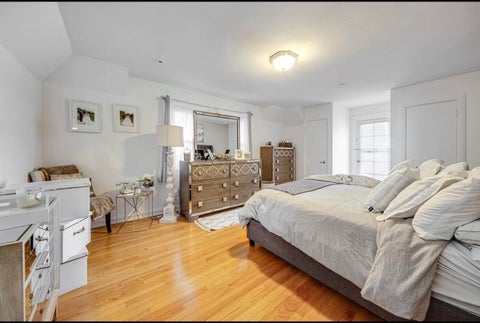 Tiny photo for 6800 N Knox Avenue, Lincolnwood, IL 60712 (MLS # 12777351)