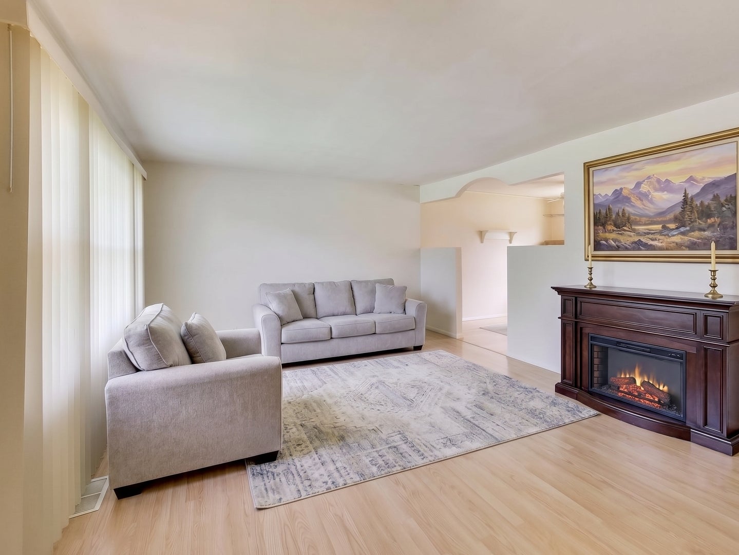 139 W Melody Lane