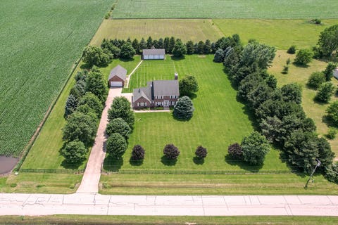 Photo of 5535 Airport Road, Morris, IL 60450 (MLS # 12681615)
