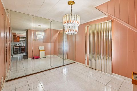 Tiny photo for 8853 S Troy Avenue, Evergreen Park, IL 60805 (MLS # 12622539)