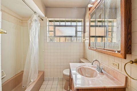 Tiny photo for 8853 S Troy Avenue, Evergreen Park, IL 60805 (MLS # 12622539)