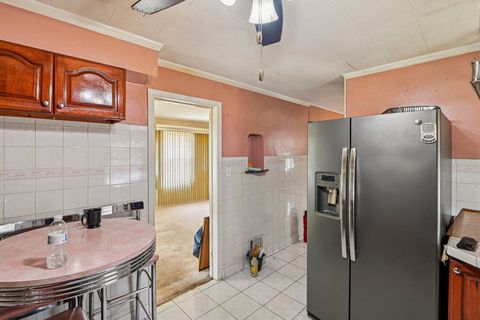 Tiny photo for 8853 S Troy Avenue, Evergreen Park, IL 60805 (MLS # 12622539)