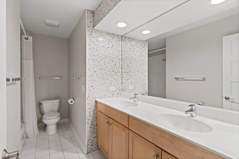 Tiny photo for 483 Castle Pines Lane, Riverwoods, IL 60015 (MLS # 12621662)