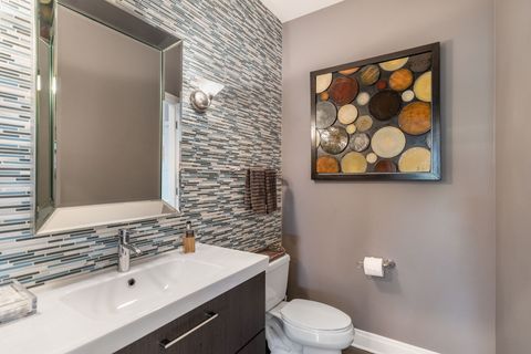 Tiny photo for 483 Castle Pines Lane, Riverwoods, IL 60015 (MLS # 12621662)