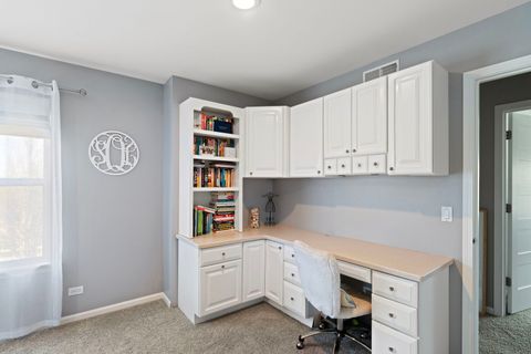 Tiny photo for 483 Castle Pines Lane, Riverwoods, IL 60015 (MLS # 12621662)
