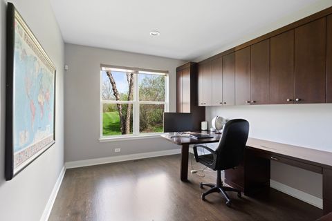 Tiny photo for 483 Castle Pines Lane, Riverwoods, IL 60015 (MLS # 12621662)