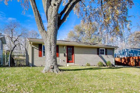 Tiny photo for 222 Harrison Street, Carpentersville, IL 60110 (MLS # 12518937)