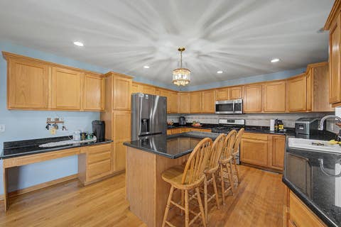 Tiny photo for 7716 Leclaire Avenue, Burbank, IL 60459 (MLS # 12740070)