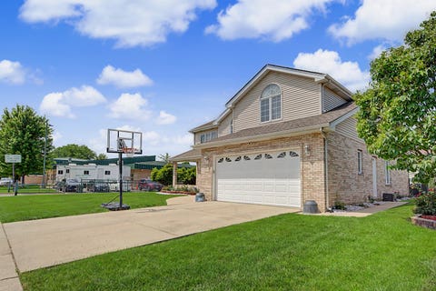 Tiny photo for 7716 Leclaire Avenue, Burbank, IL 60459 (MLS # 12740070)