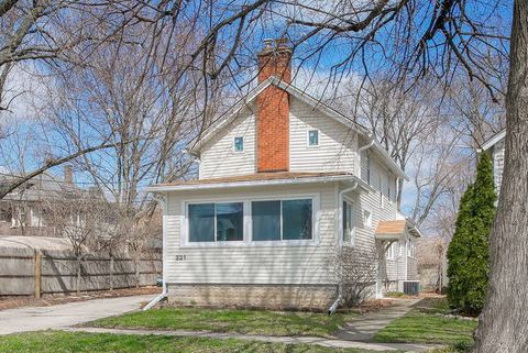 Tiny photo for 221 Elm Street, Batavia, IL 60510 (MLS # 12510071)
