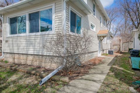 Tiny photo for 221 Elm Street, Batavia, IL 60510 (MLS # 12510071)