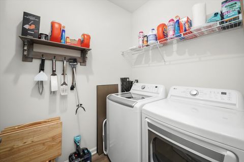 Tiny photo for 1071 Williamsburg Street, Pingree Grove, IL 60140 (MLS # 12505587)