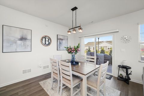 Tiny photo for 1071 Williamsburg Street, Pingree Grove, IL 60140 (MLS # 12505587)