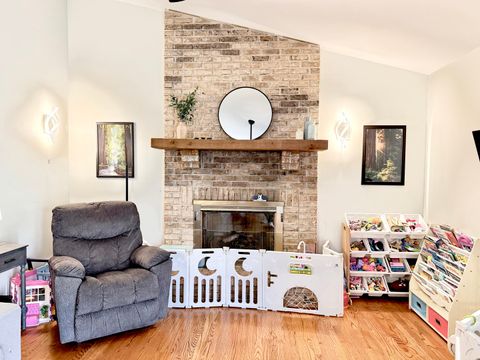 Tiny photo for 1081 Brighton Drive, Carol Stream, IL 60188 (MLS # 12626044)