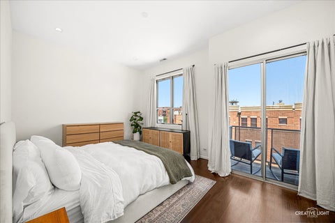 Tiny photo for 1725 N Western Avenue #4, Chicago, IL 60647 (MLS # 12710602)