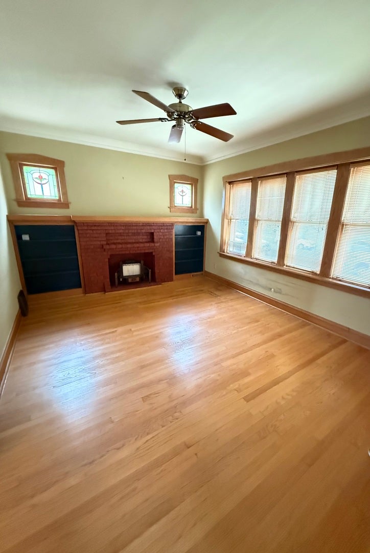 1516 Wesley Avenue - Photo 2