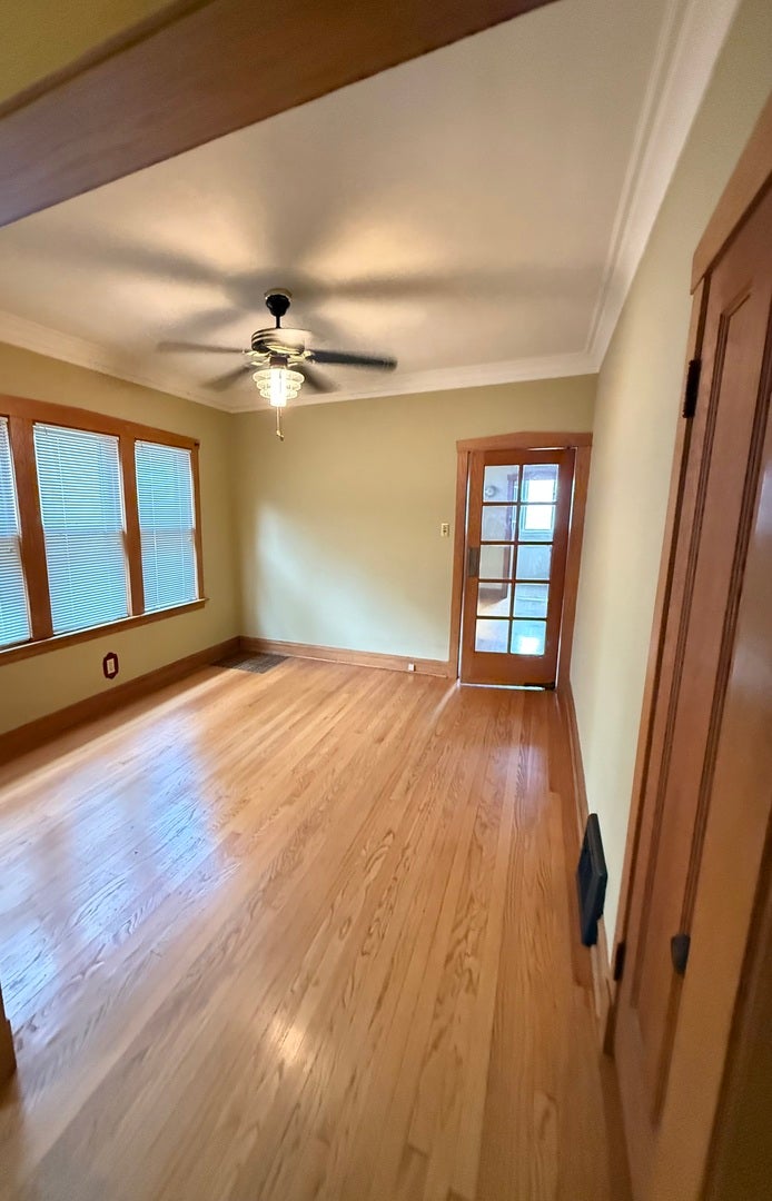 1516 Wesley Avenue - Photo 3