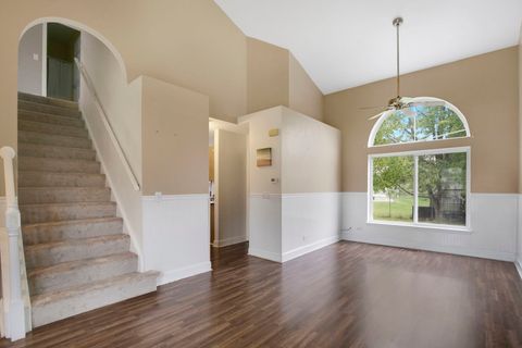 Tiny photo for 51 W Rustic Lane, Round Lake Beach, IL 60073 (MLS # 12466394)