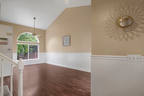 Tiny photo for 51 W Rustic Lane, Round Lake Beach, IL 60073 (MLS # 12466394)