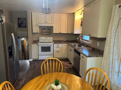 Tiny photo for 6049 E Flyers Drive, Woodlawn, IL 62898 (MLS # 12585447)