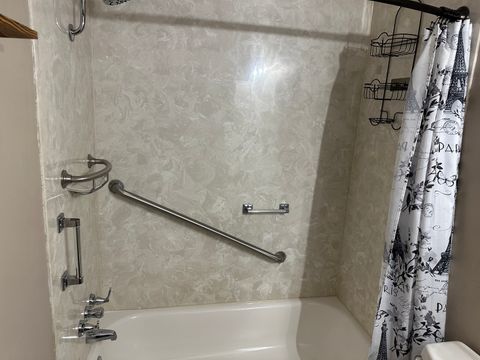 Tiny photo for 6049 E Flyers Drive, Woodlawn, IL 62898 (MLS # 12585447)